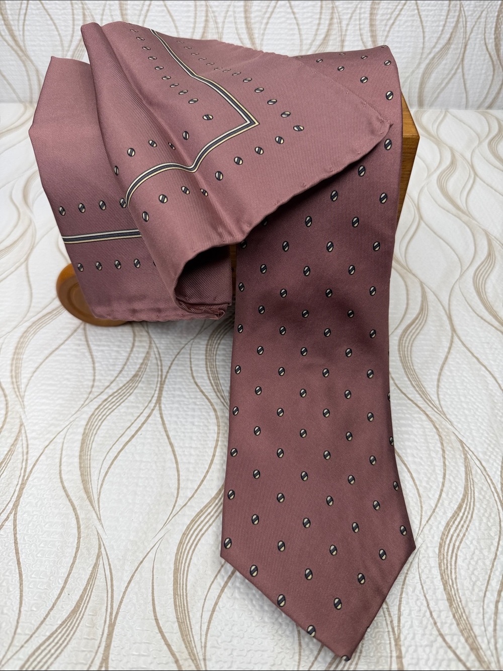 Men's Dusty Rose Polka Dot Silk Tie - And Pocket Square Elegant Formal Accessory